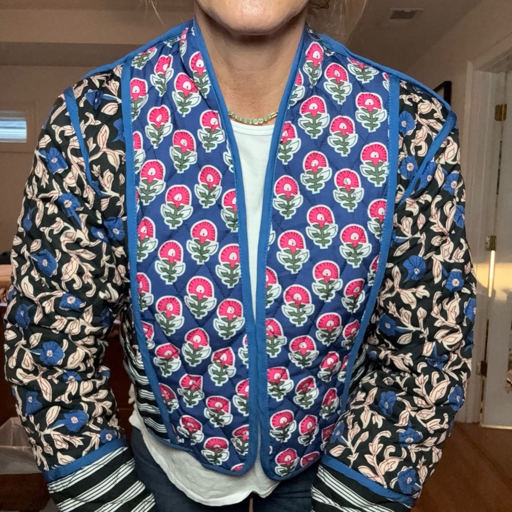 Reversible quilted jacket - image 5